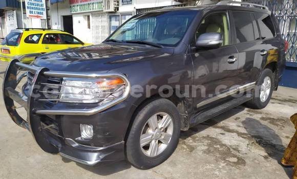 Sayi Na hannu Toyota Land Cruiser Sauran Mota in Douala a Ƙasar Kamaru Sayi Na hannu Toyota Land Cruiser Sauran Mota in Douala a Ƙasar Kamaru