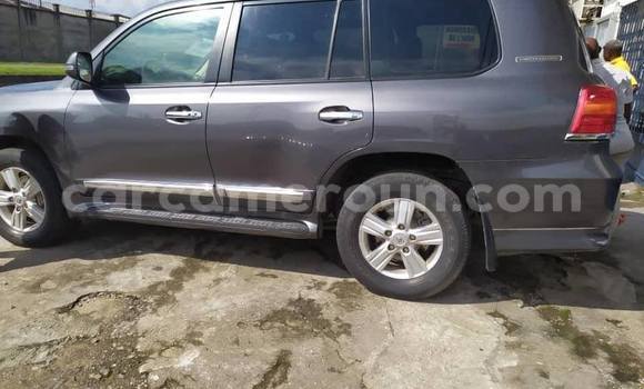 Sayi Na hannu Toyota Land Cruiser Sauran Mota in Douala a Ƙasar Kamaru Sayi Na hannu Toyota Land Cruiser Sauran Mota in Douala a Ƙasar Kamaru