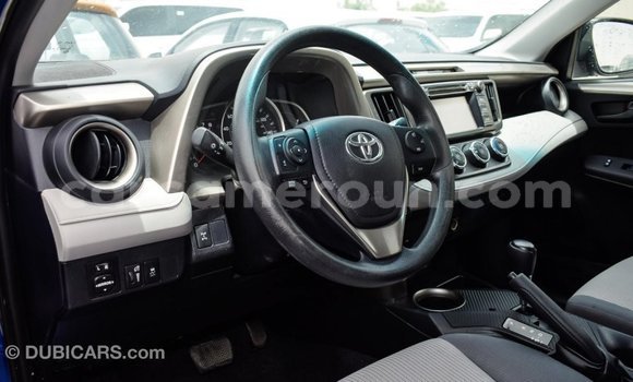 Acheter Import Voiture Toyota 4Runner Bleu à Import - Dubai, Adamawa Acheter Import Voiture Toyota 4Runner Bleu à Import - Dubai, Adamawa