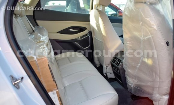 Acheter Import Voiture Jaguar E-Pace Blanc à Import - Dubai, Adamawa Acheter Import Voiture Jaguar E-Pace Blanc à Import - Dubai, Adamawa
