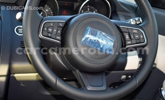 Acheter Import Voiture Jaguar E-Pace Blanc à Import - Dubai, Adamawa Acheter Import Voiture Jaguar E-Pace Blanc à Import - Dubai, Adamawa