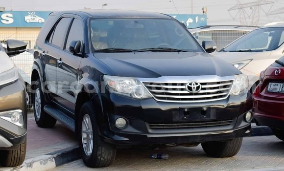 Acheter Import Voiture Toyota Fortuner Noir à Import - Dubai, Adamawa Acheter Import Voiture Toyota Fortuner Noir à Import - Dubai, Adamawa