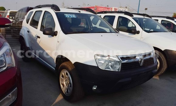 Acheter Import Voiture Renault Duster Blanc à Import - Dubai, Adamawa Acheter Import Voiture Renault Duster Blanc à Import - Dubai, Adamawa