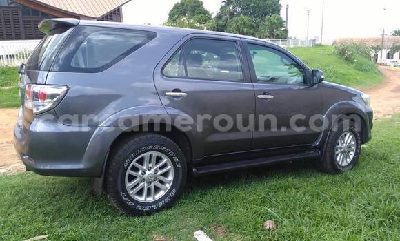 Acheter Occasion Voiture Toyota Fortuner Beige à Douala, Littoral Cameroon Acheter Occasion Voiture Toyota Fortuner Beige à Douala, Littoral Cameroon