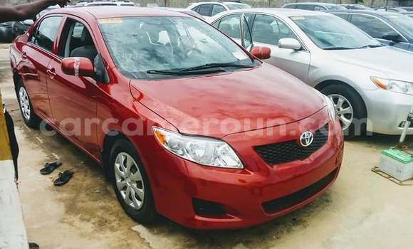 Sayi Na hannu Toyota Corolla Red Mota in Douala a Ƙasar Kamaru Sayi Na hannu Toyota Corolla Red Mota in Douala a Ƙasar Kamaru