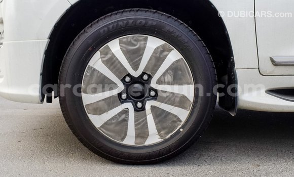 Sayi Imported Toyota Land Cruiser White Mota in Import - Dubai a Adamawa Sayi Imported Toyota Land Cruiser White Mota in Import - Dubai a Adamawa