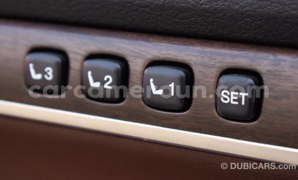 Sayi Imported Toyota Land Cruiser White Mota in Import - Dubai a Adamawa Sayi Imported Toyota Land Cruiser White Mota in Import - Dubai a Adamawa