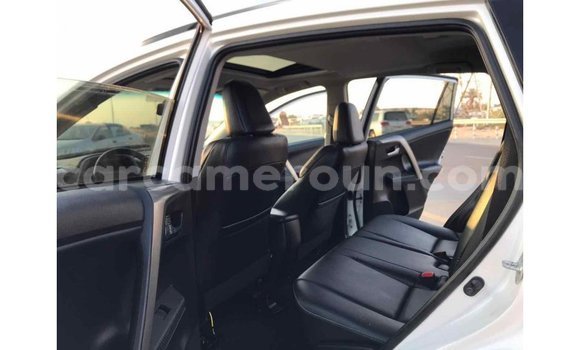 Buy Import Toyota 4Runner White Car in Import - Dubai in Adamawa Buy Import Toyota 4Runner White Car in Import - Dubai in Adamawa