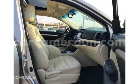 Buy Import Toyota Highlander Other Car in Import - Dubai in Adamawa Buy Import Toyota Highlander Other Car in Import - Dubai in Adamawa