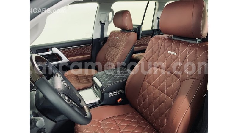 Big with watermark toyota land cruiser adamawa import dubai 7159