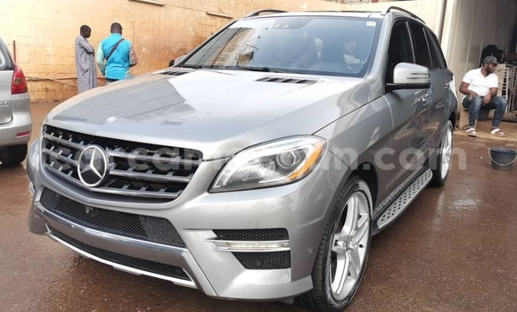 Acheter Occasion Voiture Mercedes‒Benz M-klasse AMG Gris à Yaoundé, Central Cameroon Acheter Occasion Voiture Mercedes‒Benz M-klasse AMG Gris à Yaoundé, Central Cameroon