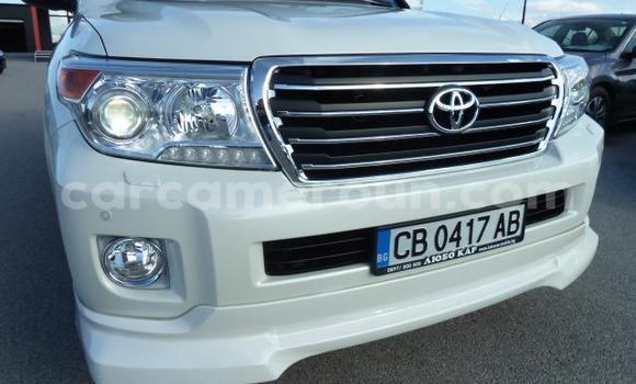Sayi Na hannu Toyota Land Cruiser Prado Sauran Mota in Douala a Ƙasar Kamaru Sayi Na hannu Toyota Land Cruiser Prado Sauran Mota in Douala a Ƙasar Kamaru