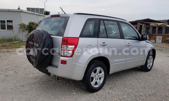 Sayi Na hannu Suzuki Grand Vitara Sauran Mota in Douala a Ƙasar Kamaru Sayi Na hannu Suzuki Grand Vitara Sauran Mota in Douala a Ƙasar Kamaru
