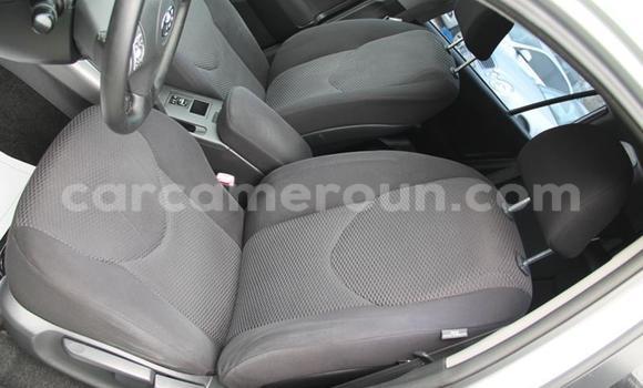 Sayi Na hannu Toyota RAV4 Sauran Mota in Douala a Ƙasar Kamaru Sayi Na hannu Toyota RAV4 Sauran Mota in Douala a Ƙasar Kamaru