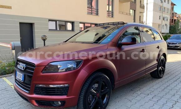 Sayi Na hannu Audi Q7 Sauran Mota in Douala a Ƙasar Kamaru