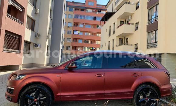 Sayi Na hannu Audi Q7 Sauran Mota in Douala a Ƙasar Kamaru Sayi Na hannu Audi Q7 Sauran Mota in Douala a Ƙasar Kamaru