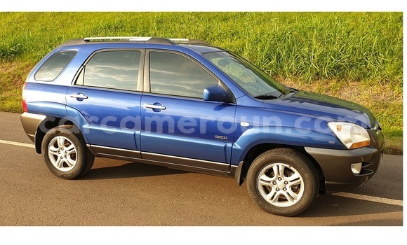 Buy Import Kia Sportage Blue Car in Yaounde in Central Cameroon Buy Import Kia Sportage Blue Car in Yaounde in Central Cameroon