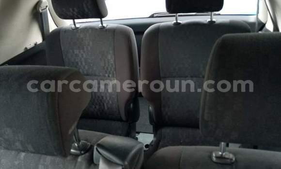 Buy Import Toyota Avensis Verso Blue Car in Yaounde in Central Cameroon Buy Import Toyota Avensis Verso Blue Car in Yaounde in Central Cameroon