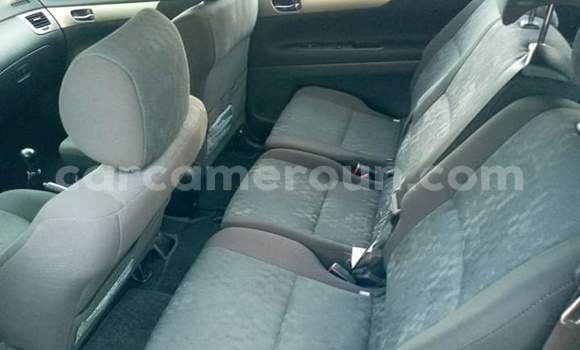 Buy Import Toyota Avensis Verso Blue Car in Yaounde in Central Cameroon Buy Import Toyota Avensis Verso Blue Car in Yaounde in Central Cameroon