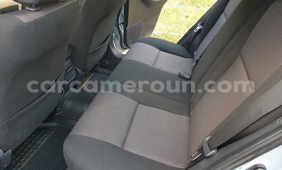 Acheter Import Voiture Toyota Corolla Bleu à Yaoundé, Central Cameroon Acheter Import Voiture Toyota Corolla Bleu à Yaoundé, Central Cameroon