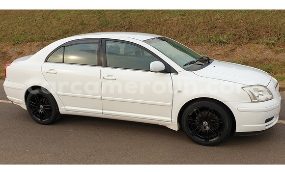 Acheter Import Voiture Toyota Avensis Blanc à Yaoundé, Central Cameroon Acheter Import Voiture Toyota Avensis Blanc à Yaoundé, Central Cameroon