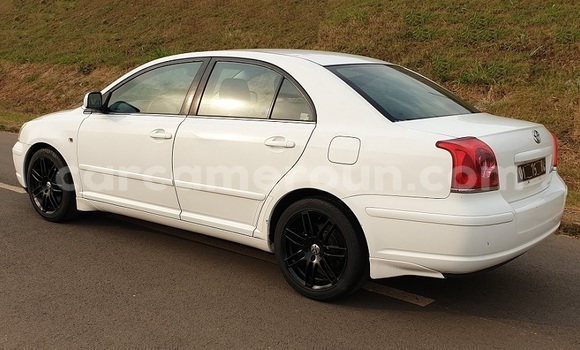 Acheter Import Voiture Toyota Avensis Blanc à Yaoundé, Central Cameroon Acheter Import Voiture Toyota Avensis Blanc à Yaoundé, Central Cameroon