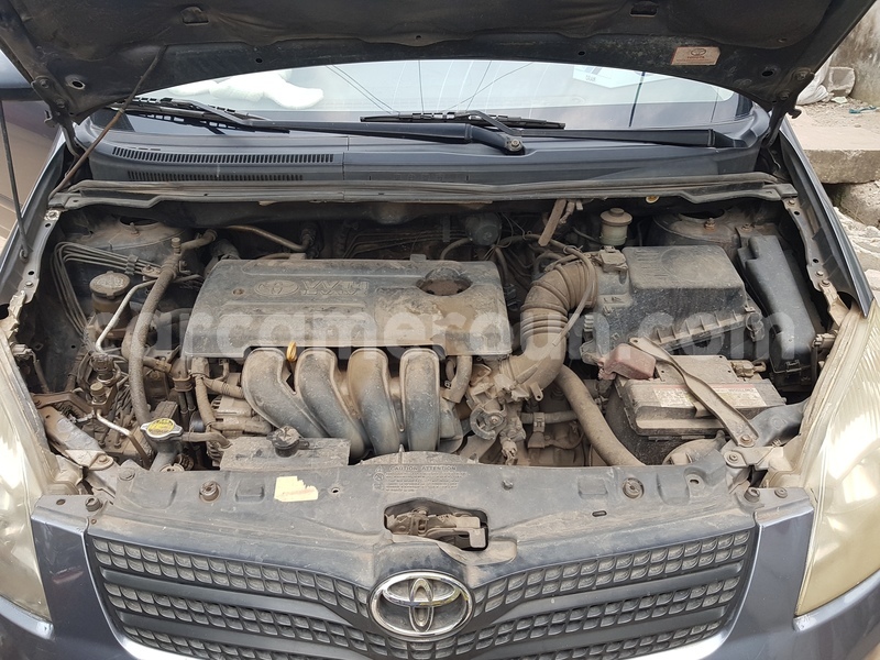 Big with watermark toyota corolla verso littoral cameroon douala 7307