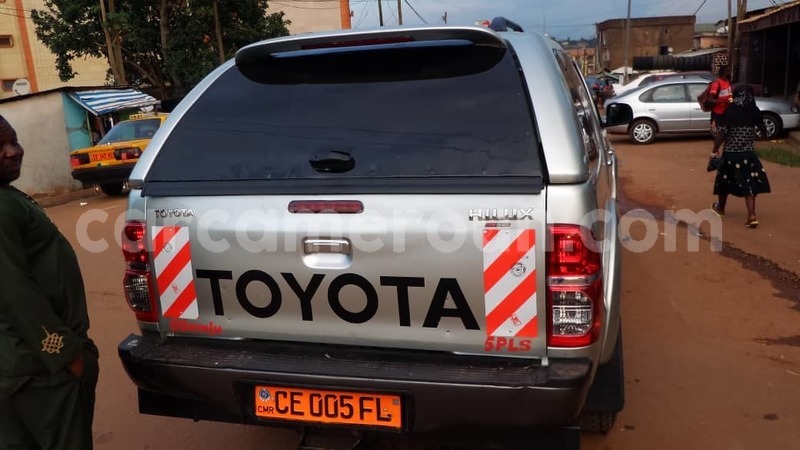 Big with watermark toyota hilux central cameroon yaounde 7319