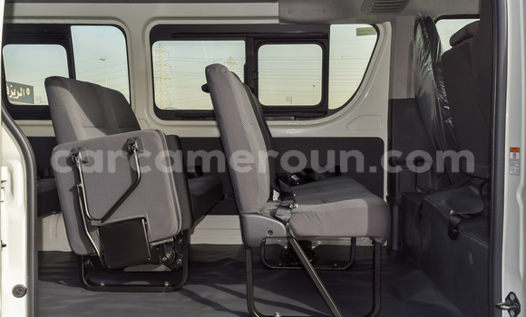 Acheter Neuf Voiture Toyota Hiace Blanc à Import - Dubai, Adamawa Acheter Neuf Voiture Toyota Hiace Blanc à Import - Dubai, Adamawa