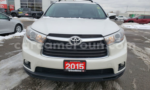 Buy Used Toyota Highlander White Car in Yaounde in Central Cameroon Buy Used Toyota Highlander White Car in Yaounde in Central Cameroon