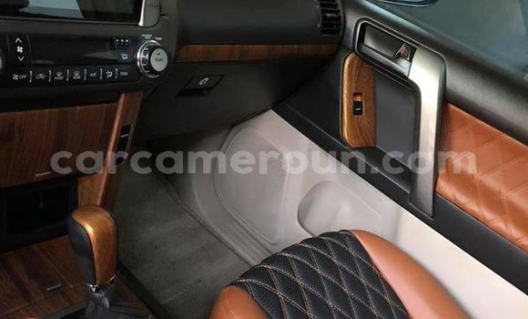 Acheter Occasion Voiture Toyota Land Cruiser Prado Blanc à Douala, Littoral Cameroon Acheter Occasion Voiture Toyota Land Cruiser Prado Blanc à Douala, Littoral Cameroon