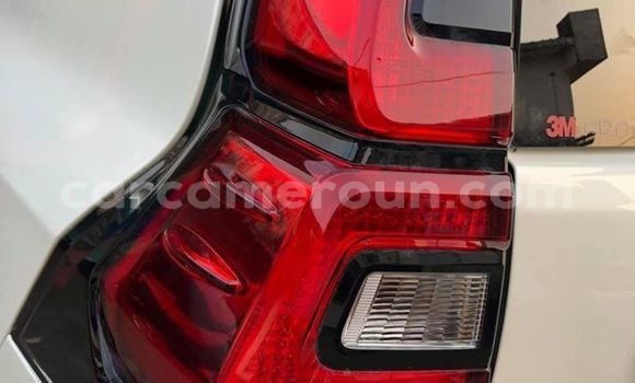 Acheter Occasion Voiture Toyota Land Cruiser Prado Blanc à Douala, Littoral Cameroon Acheter Occasion Voiture Toyota Land Cruiser Prado Blanc à Douala, Littoral Cameroon