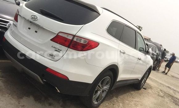 Acheter Occasion Voiture Hyundai Santa Fe Blanc à Douala, Littoral Cameroon Acheter Occasion Voiture Hyundai Santa Fe Blanc à Douala, Littoral Cameroon