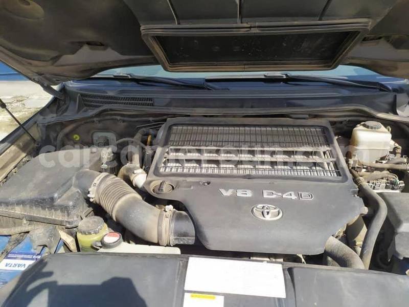 Big with watermark toyota land cruiser littoral cameroon douala 7356