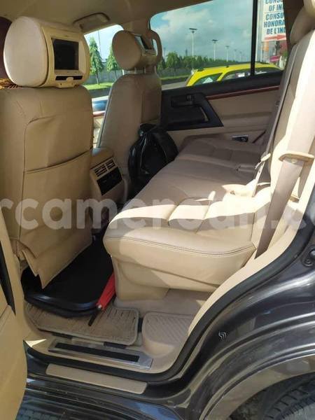 Big with watermark toyota land cruiser littoral cameroon douala 7356