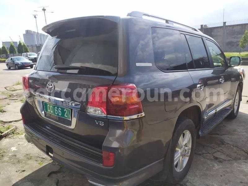 Big with watermark toyota land cruiser littoral cameroon douala 7356