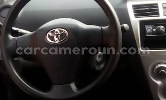 Acheter Occasion Voiture Toyota Yaris Bleu à Douala, Littoral Cameroon Acheter Occasion Voiture Toyota Yaris Bleu à Douala, Littoral Cameroon