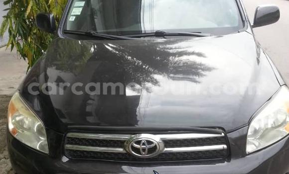 Acheter Occasion Voiture Toyota RAV4 Noir à Douala, Littoral Cameroon Acheter Occasion Voiture Toyota RAV4 Noir à Douala, Littoral Cameroon