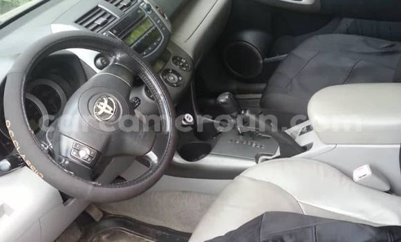 Acheter Occasion Voiture Toyota RAV4 Noir à Douala, Littoral Cameroon Acheter Occasion Voiture Toyota RAV4 Noir à Douala, Littoral Cameroon