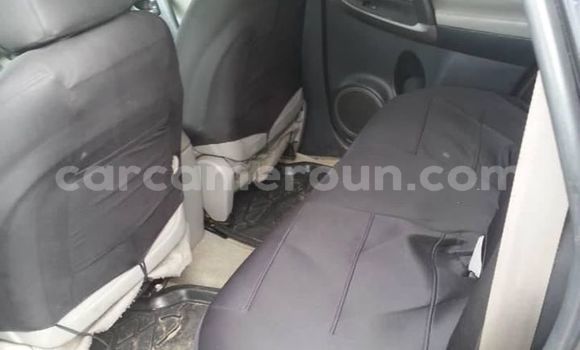 Acheter Occasion Voiture Toyota RAV4 Noir à Douala, Littoral Cameroon Acheter Occasion Voiture Toyota RAV4 Noir à Douala, Littoral Cameroon