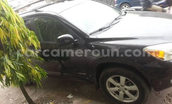 Acheter Occasion Voiture Toyota RAV4 Noir à Douala, Littoral Cameroon Acheter Occasion Voiture Toyota RAV4 Noir à Douala, Littoral Cameroon
