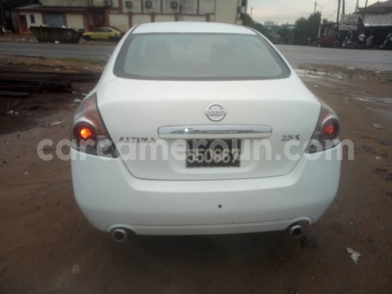 Big with watermark nissan altima littoral cameroon douala 7423