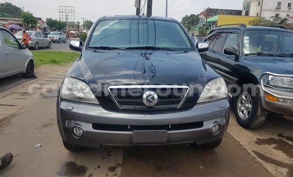 Acheter Occasion Voiture Kia Sorento Noir à Douala, Littoral Cameroon Acheter Occasion Voiture Kia Sorento Noir à Douala, Littoral Cameroon
