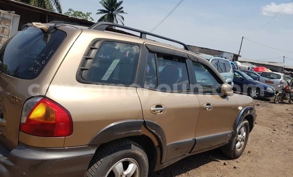 Acheter Occasion Voiture Hyundai Santa Fe Marron à Douala, Littoral Cameroon Acheter Occasion Voiture Hyundai Santa Fe Marron à Douala, Littoral Cameroon