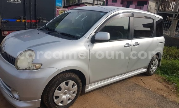 Acheter Occasion Voiture Toyota Sienta Gris à Douala, Littoral Cameroon Acheter Occasion Voiture Toyota Sienta Gris à Douala, Littoral Cameroon