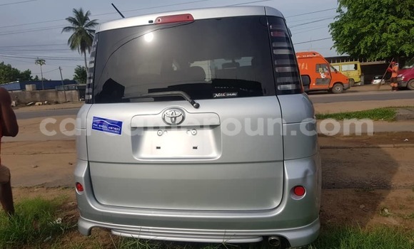 Acheter Occasion Voiture Toyota Sienta Gris à Douala, Littoral Cameroon Acheter Occasion Voiture Toyota Sienta Gris à Douala, Littoral Cameroon