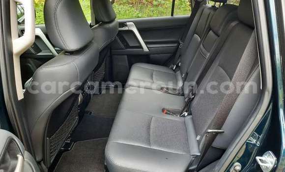 Acheter Occasion Voiture Toyota Land Cruiser Prado Noir à Douala, Littoral Cameroon Acheter Occasion Voiture Toyota Land Cruiser Prado Noir à Douala, Littoral Cameroon