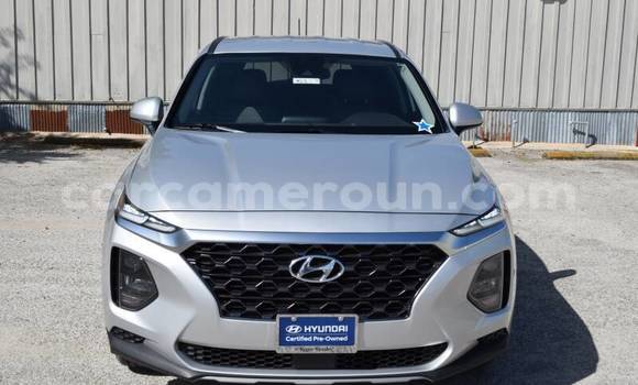 Sayi Na hannu Hyundai Santa Fe M Mota in Douala a Ƙasar Kamaru Sayi Na hannu Hyundai Santa Fe M Mota in Douala a Ƙasar Kamaru