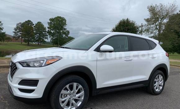 Acheter Occasion Voiture Hyundai Tucson Blanc à Douala, Littoral Cameroon Acheter Occasion Voiture Hyundai Tucson Blanc à Douala, Littoral Cameroon