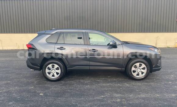 Acheter Occasion Voiture Toyota RAV4 Beige à Douala, Littoral Cameroon Acheter Occasion Voiture Toyota RAV4 Beige à Douala, Littoral Cameroon